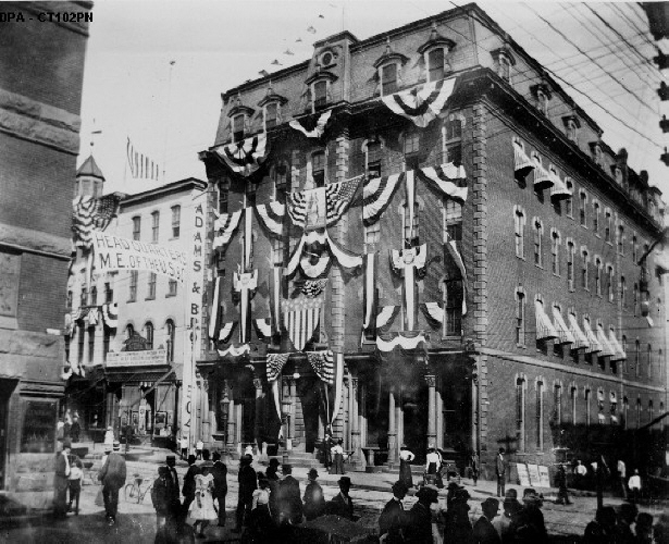 Wilmington House at 5th and Market Streets (Now Queen Theatre Building)