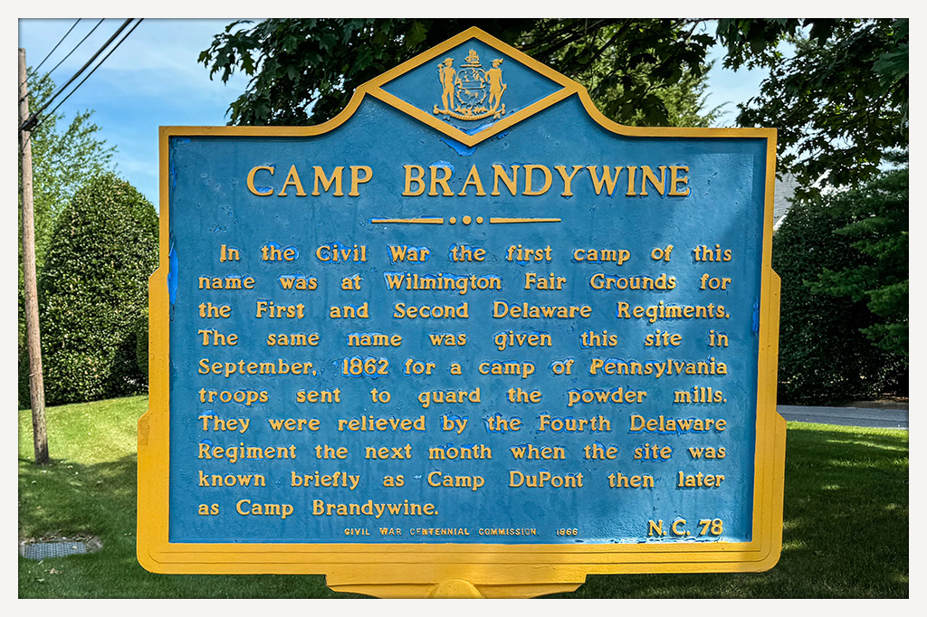 example photo of blue-yellow marker