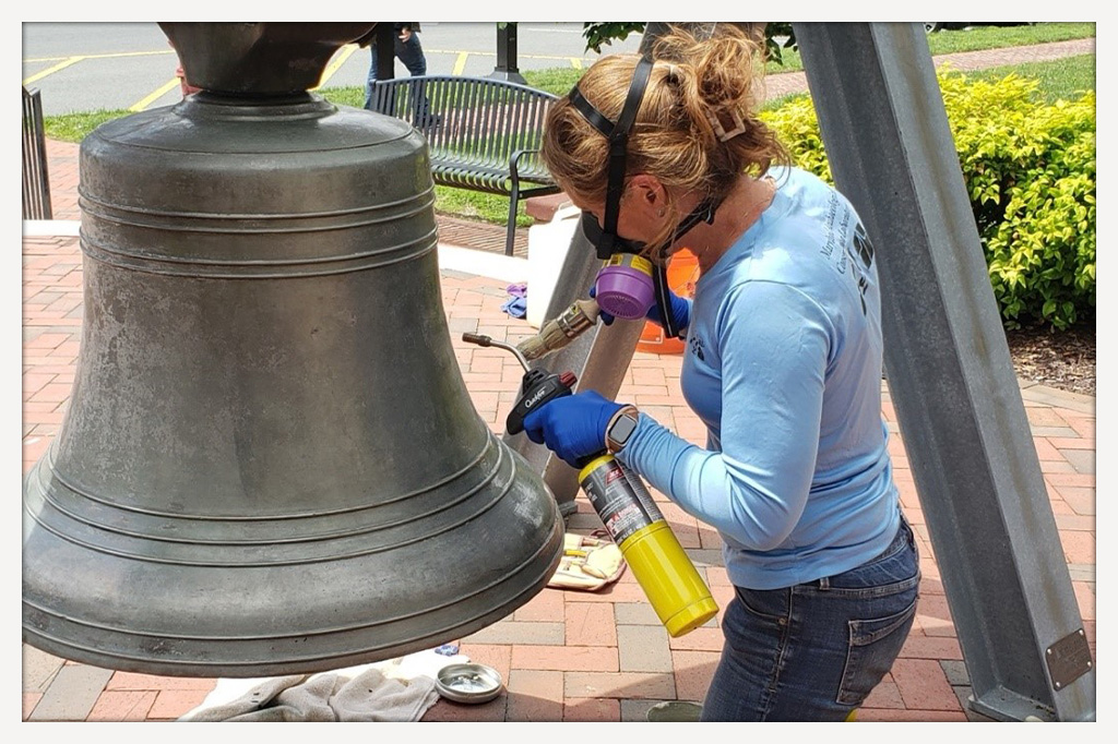 MAC Team removes old wax coating